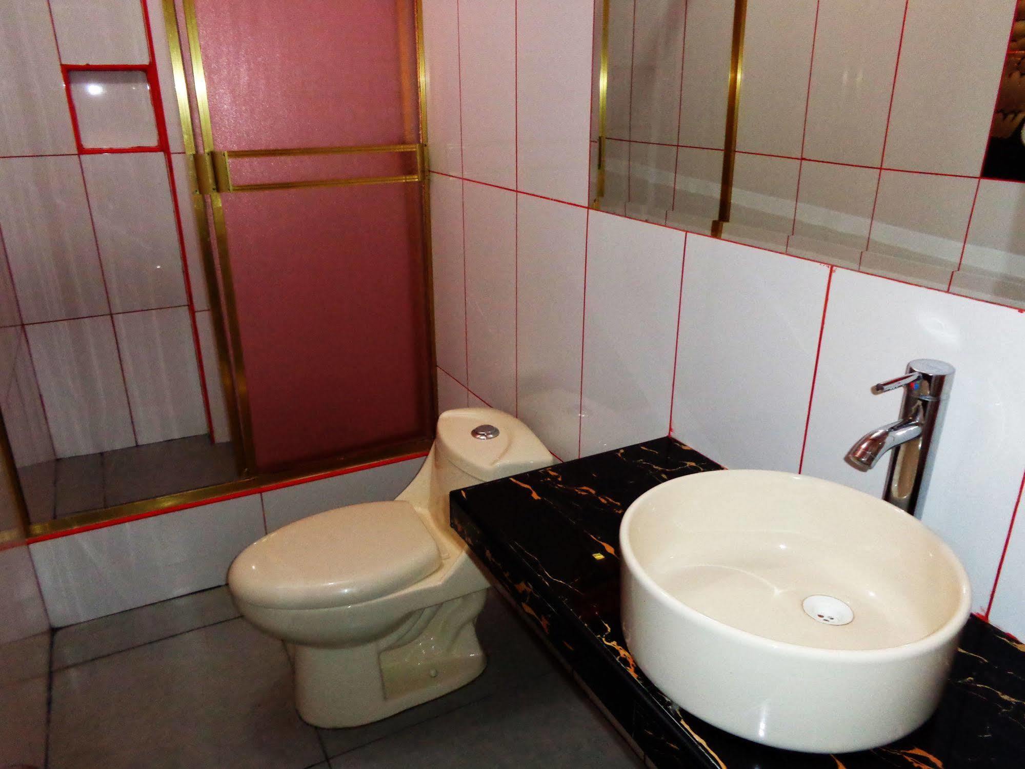 איקה Hotel Challaca מראה חיצוני תמונה