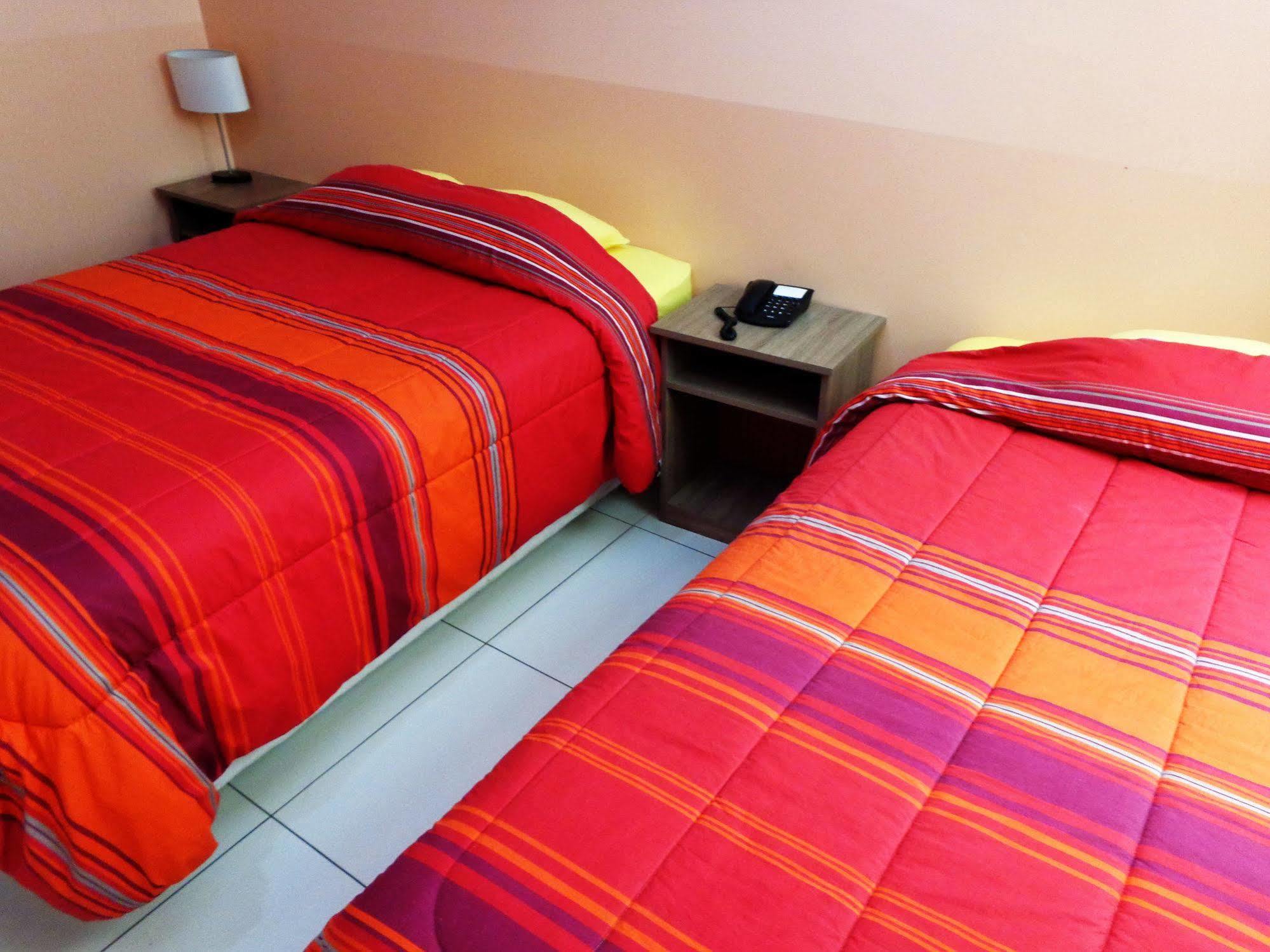 איקה Hotel Challaca מראה חיצוני תמונה